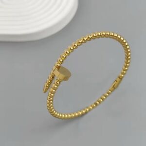 Elegant Gold Beaded Bracelet